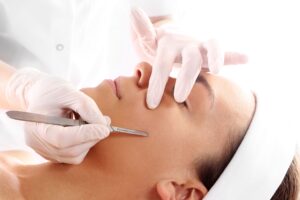DL_dermaplaningcourse
